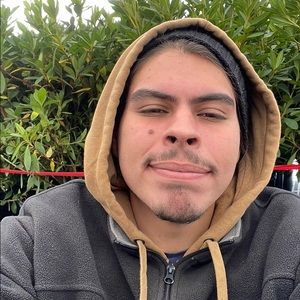 Meet your Posher, José